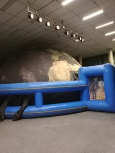 Lee más sobre el artículo Planetario Móvil